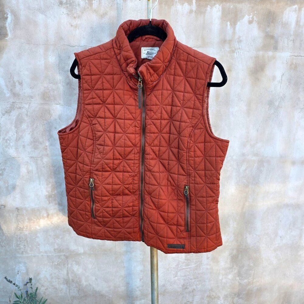 Gh bass and co rust /brick colored quilted vest